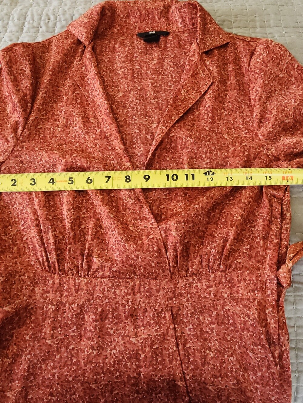 H&M Faux Wrap Silky Dress Vintage Retro Look 70s Office Vibe Size 6 US - Picture 7 of 14